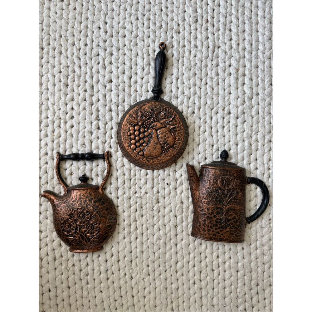 Vintage 1972 70s Homco 3pc Copper Molded Plastic Wall Hangings Skillet Tea Coffe